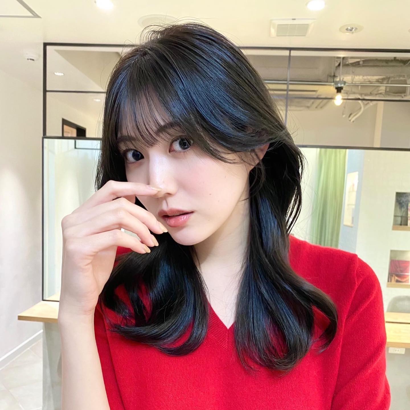 高颜值御姐《岩崎名美》写真美照 美腿看的心好痒痒啊-艾尤社
