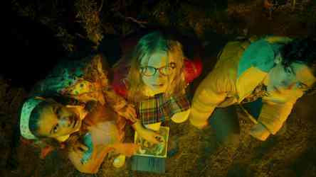 地球最後校巴 Netflix剧照