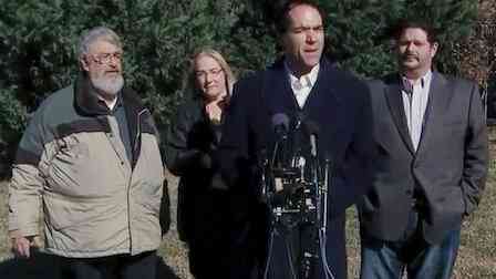 Netflix纪录片《仿真之境》揭发假新闻的制造、网路诈骗黑暗面 仿真之境 Netflix剧照