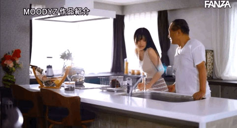 高橋しょう子(高桥圣子,Takahashi-Shouko)作品MIDV-040介绍及封面预览-图片3