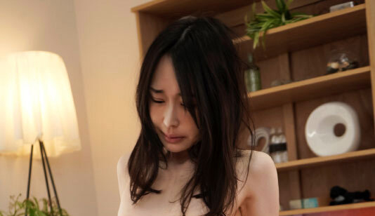 柚月沙央梨(Yuzuku-Saori)出道作品MEYD-784介绍及封面预览-图片3