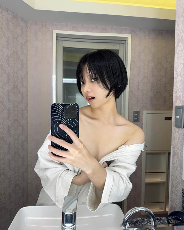 图片[3]-纯真大眼美少女《萌波铃》精选作品推荐介绍及封面预览-艾尤社