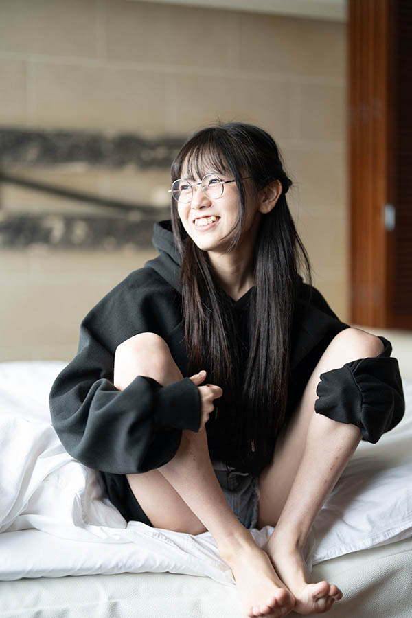 小只马虎牙妹「东云梓」精选作品推荐介绍及封面预览-艾尤社